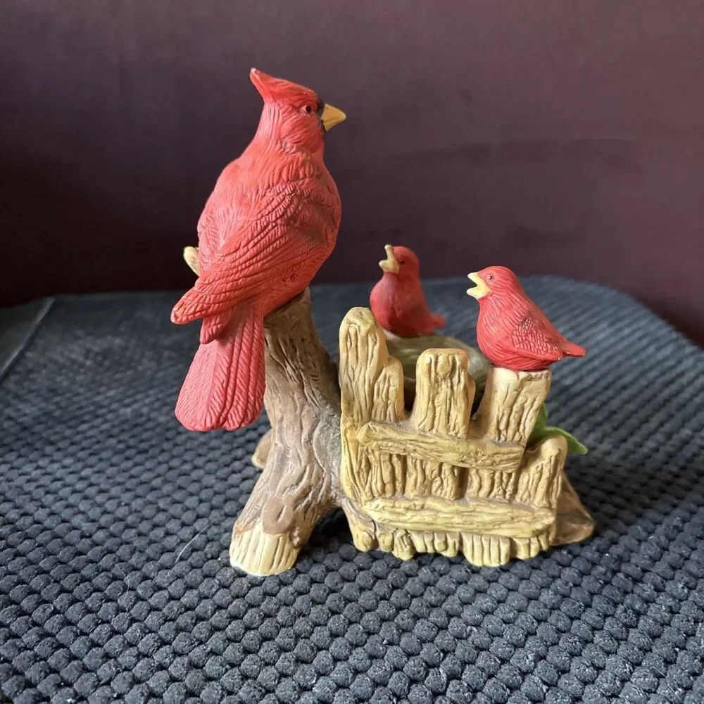 Vintage Cardinals Porcelain Figurine Mother Baby Chicks On a Log and Nest